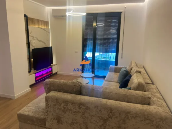 Tirane, jepet me qera apartament 1+1+Ballkon Kati 1, 59 m² 540 € (5 MAJI)
