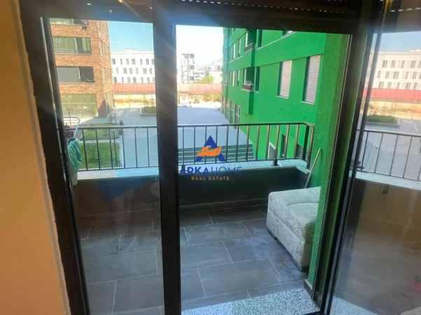 Tirane, jepet me qera apartament 1+1+Ballkon Kati 1, 59 m² 540 € (5 MAJI)