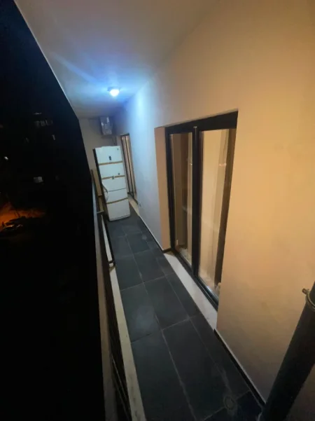 Tirane, shitet apartament 1+1 , 67 m² 135.000 € (YZBERISHT)
