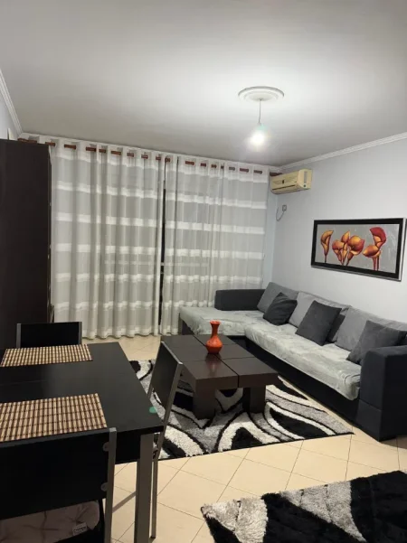 Tirane, shitet apartament 1+1+Aneks+Ballkon Kati 5, 47 m² 100.000 € (Brryli)