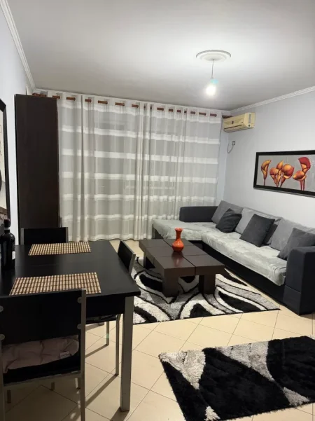 Tirane, shitet apartament 1+1+Aneks+Ballkon Kati 5, 47 m² 100.000 € (Brryli)