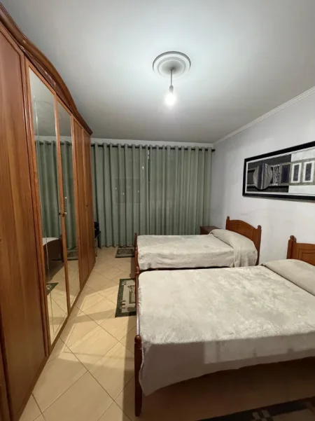 Tirane, shitet apartament 1+1+Aneks+Ballkon Kati 5, 47 m² 100.000 € (Brryli)