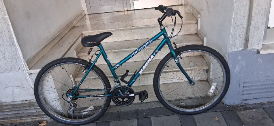 Tirane, oferte biciklete 26 vishnje 125 €