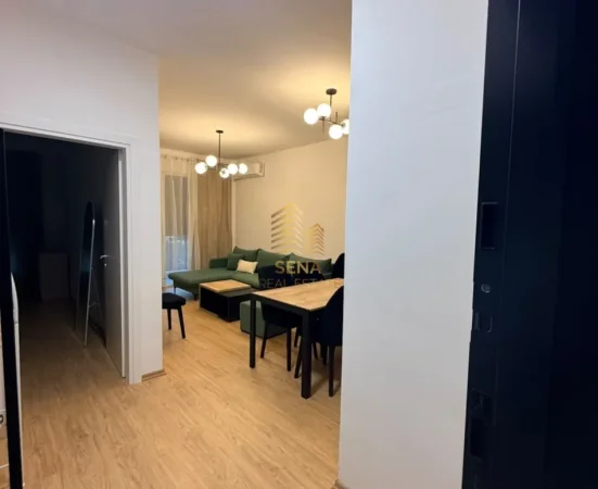 Tirane, jepet me qera apartament 1+1+Ballkon Kati 5, 55 m² 550 € (Rruga 5 Maji)