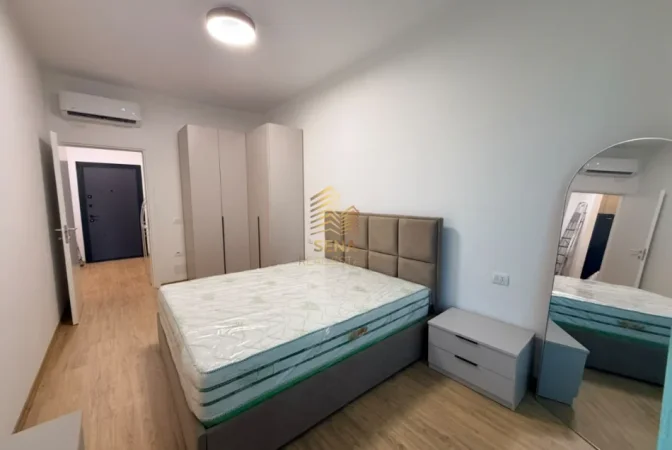Tirane, jepet me qera apartament 1+1+Ballkon Kati 5, 55 m² 550 € (Rruga 5 Maji)