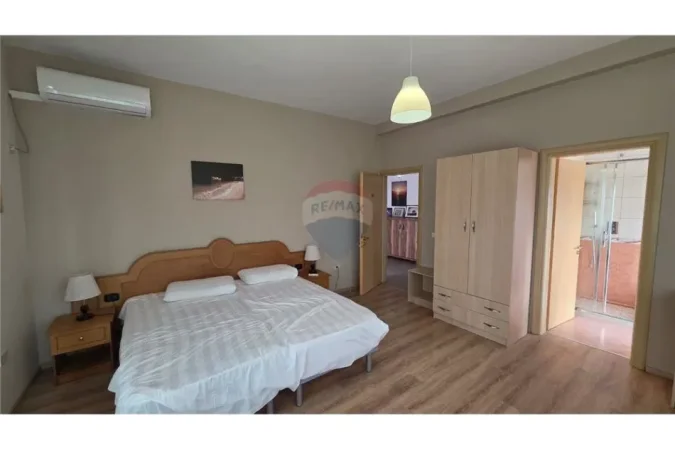 Vlore, shitet Vile Vile 3 Katshe , 595 m² 990.000 € (Rruga Gjergj Kastrioti (Transballkanike), Vlorë)