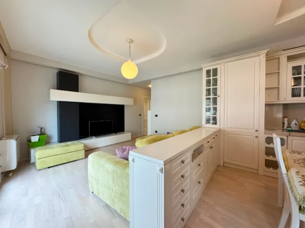 Tirane, shitet apartament duplex 2+1 , 120 m² 265.000 € 