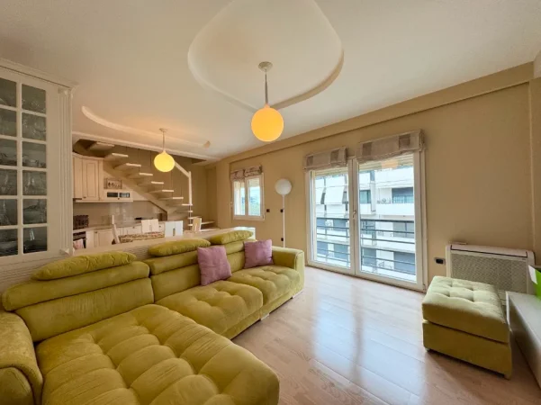 Tirane, shitet apartament duplex 2+1 , 120 m² 265.000 € 