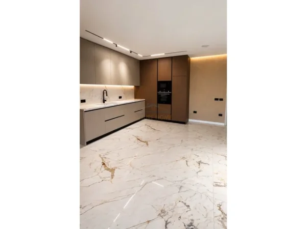 Tirane, shitet apartament 2+1 Kati 3, 119 m² 395.000 € 