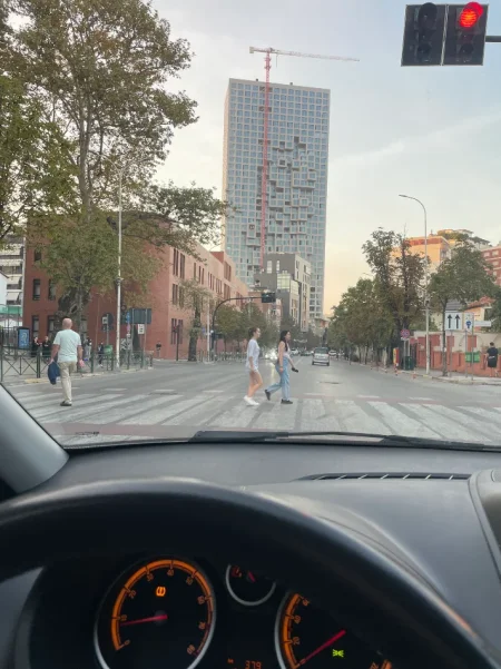 Elbasan, shitet makine Opel. Corsa. D Benzin, gri metalizato manuale Klima 200.000 km 4.500 €