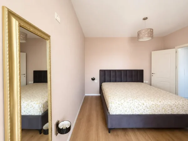 Tirane, jepet me qera apartament 1+1 Kati 4, 70 m² 500 € (Afer rrethit Astir)
