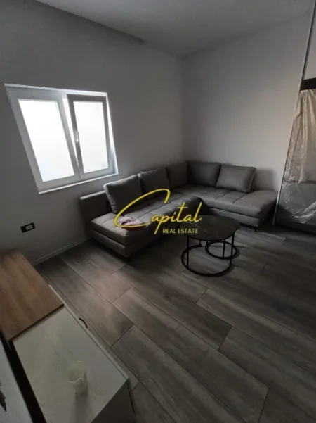 Tirane, jepet me qera apartament 2+1 Kati 1, 70 m² 550 € (KODRA E PRIFTIT)