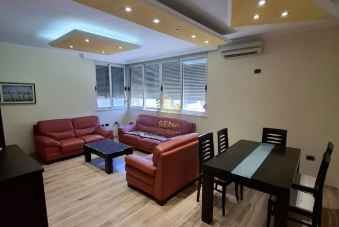 Tirane, jepet me qera apartament 2+1+Aneks Kati 8, 100 m² 850 € (Komuna e Parisit)