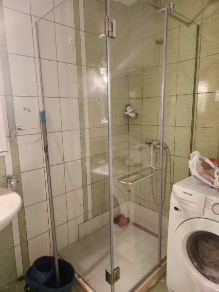 Tirane, jepet me qera apartament 1+1 Kati 4, 63 m² 380 € (Pasticeri Melisa ne Fresk)