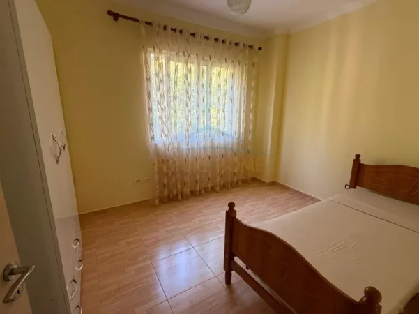 Tirane, jepet me qera apartament 2+1 Kati 1, 91 m² 500 € (FRESK)