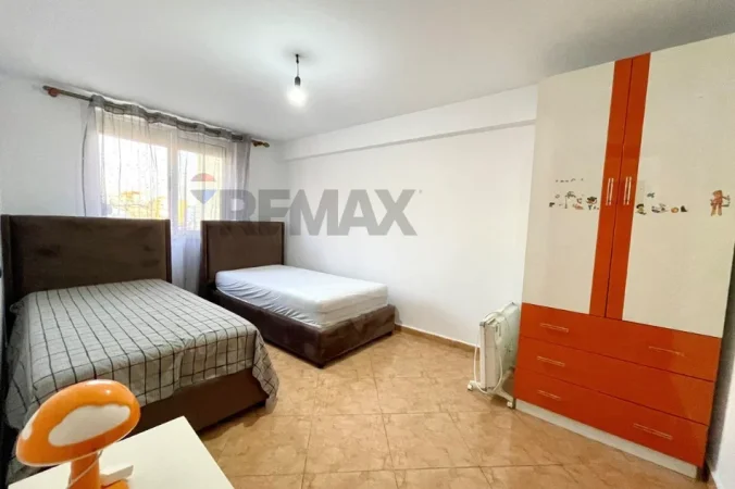 Tirane, shes apartament 3+1 , 101 m² 175.000 € 