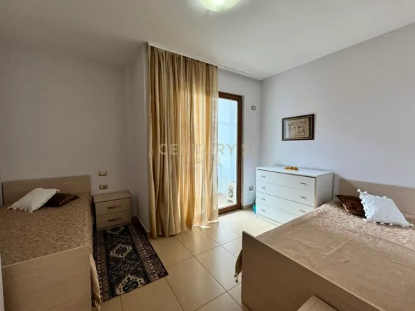 Tirane, jepet me qera apartament 2+1+Ballkon Kati 7, 100 m² 750 € (Rruga e Bogdaneve)