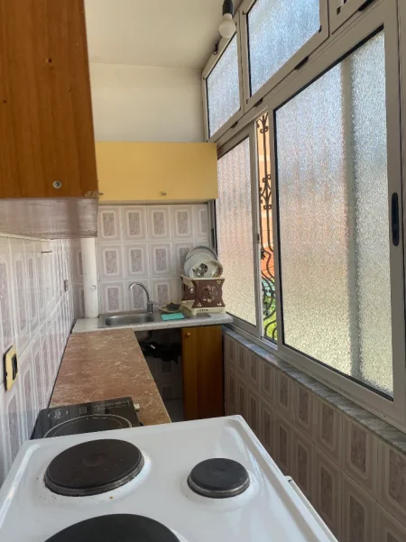 Tirane, jepet me qera Vile 2+1+Ballkon Kati 2, 120 m² 400 € 