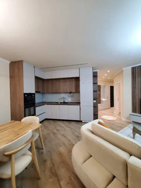 Tirane, jepet me qera apartament 2+1 Kati 2, 117 m² 1.400 € (LIQENI I THATE)