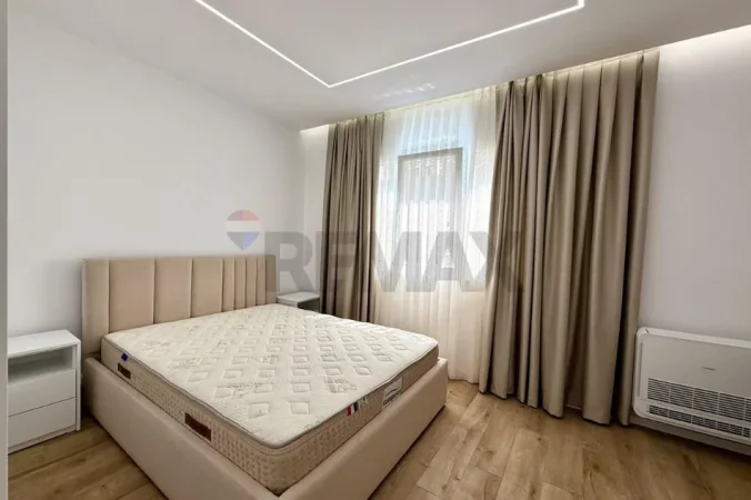 Tirane, shitet 2+1 , 134 m²