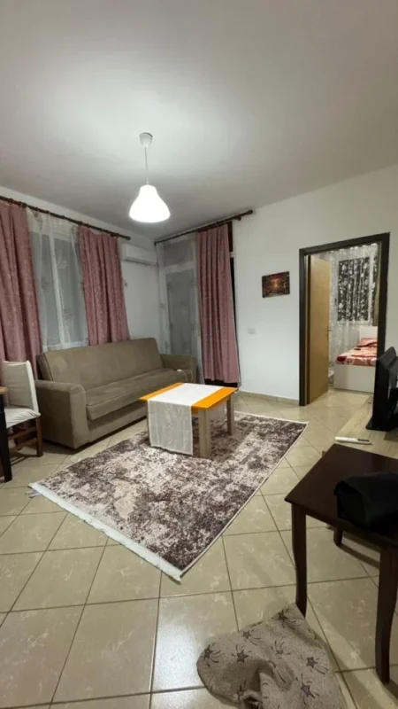 Tirane, jepet me qera apartament 1+1 Kati 7, 64 m² 400 € (Astir)