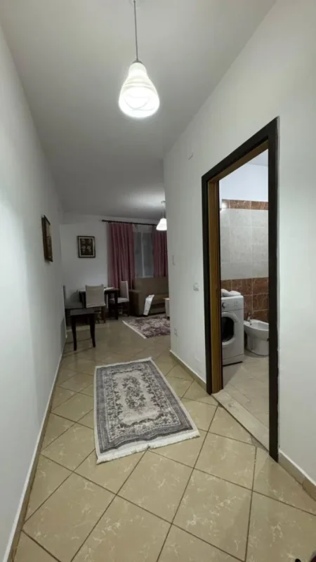 Tirane, jepet me qera apartament 1+1 Kati 7, 64 m² 400 € (Astir)