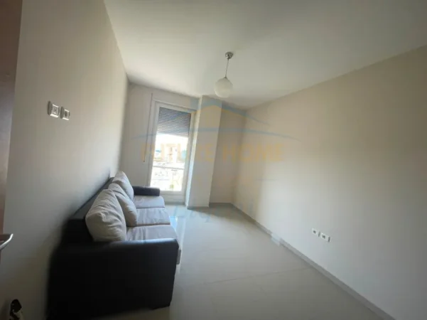 Tirane, jepet me qera apartament 2+1 Kati 3, 93 m² 435 € (LIQENI I THATE)