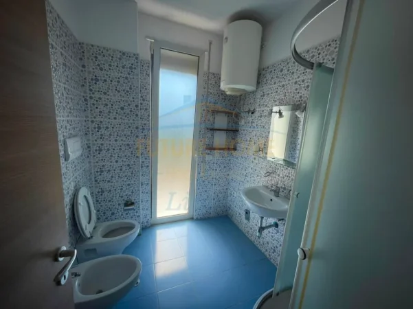 Tirane, jepet me qera apartament 2+1 Kati 3, 93 m² 435 € (LIQENI I THATE)