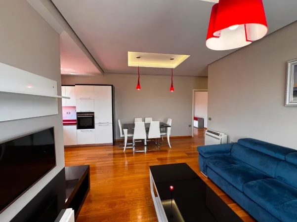 Tirane, shitet apartament 2+1+Ballkon Kati 4, 96 m² 260.000 € (Capiten Mir Zotaj)