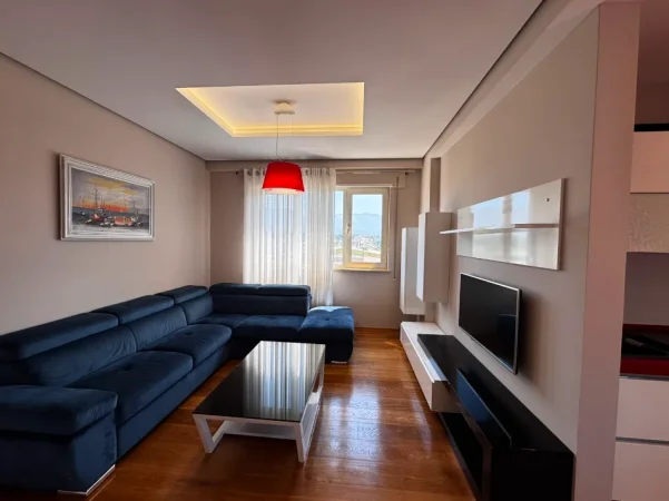 Tirane, shitet apartament 2+1+Ballkon Kati 4, 96 m² 260.000 € (Capiten Mir Zotaj)