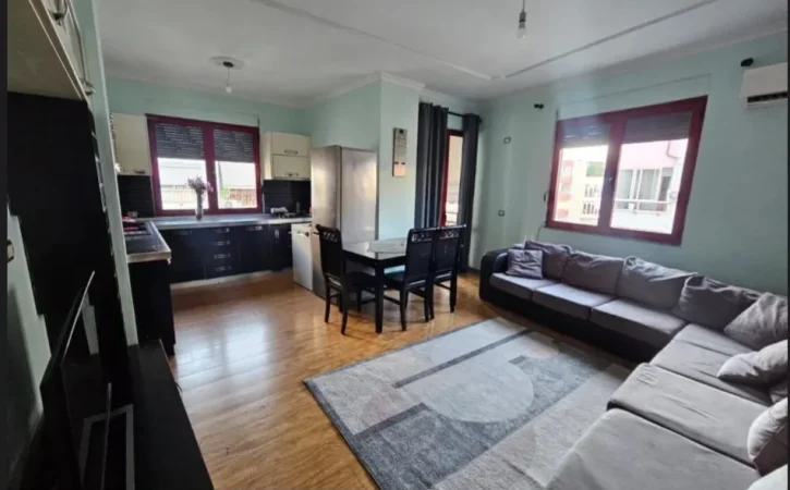 Tirane, jepet me qera apartament 2+1 Kati 6, 100 m² 530 € (MISTO MAME)