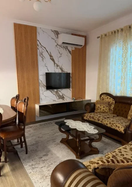 Tirane, jepet me qera apartament 2+1 Kati 1, 110 m² 500 € (Siri Kodra)