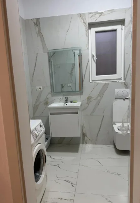 Tirane, jepet me qera apartament 2+1 Kati 1, 110 m² 500 € (Siri Kodra)