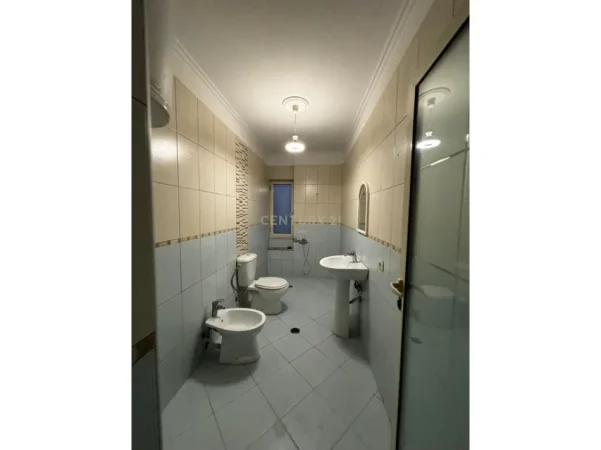 Tirane, shitet apartament 2+1 Kati 2, 113 m² 155.000 € (misto mame)