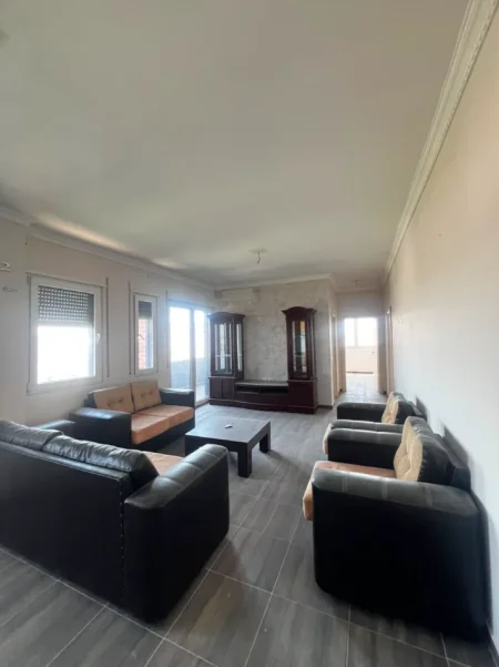 Durres, shitet apartament 2+1+Ballkon Kati 6, 119 m² 190.400 € (Stadiumi Niko Dovana,Durres)