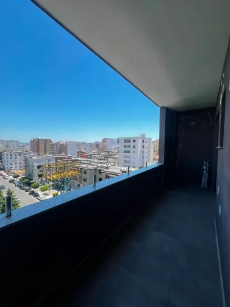 Durres, shitet apartament 2+1+Ballkon Kati 6, 119 m² 190.400 € (Stadiumi Niko Dovana,Durres)