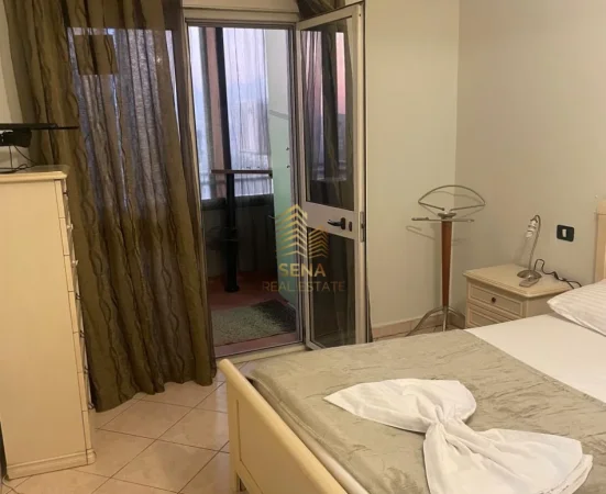 Tirane, jepet me qera apartament 2+1+Ballkon Kati 7, 96 m² 750 € (Stacioni i Trenit)