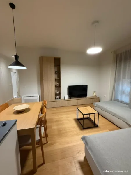 Tirane, jepet me qera apartament 2+1+Ballkon Kati 3, 95 m² 1.300 € (Rruga e Kosovareve)