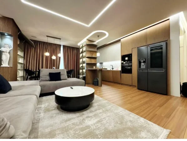 Tirane, shitet apartament 2+1+Aneks+Ballkon Kati 2, 131 m² 360.000 € (square 21)