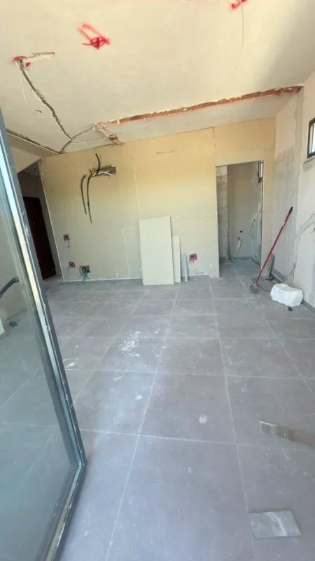 Gjiri Lalezit | Hamallaj, shitet apartament 1+1+Ballkon , 62 m² 138.600 € (Kompleksi Lura 5, Gjiri i Lalëzit)