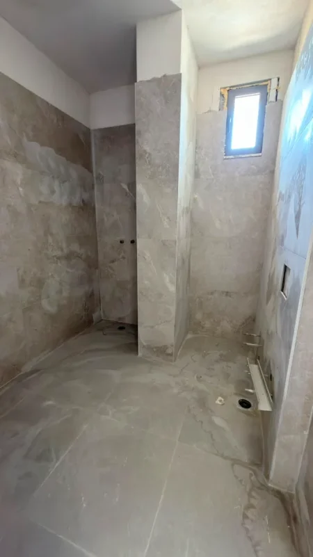 Gjiri Lalezit | Hamallaj, shitet apartament 1+1+Ballkon , 62 m² 138.600 € (Kompleksi Lura 5, Gjiri i Lalëzit)
