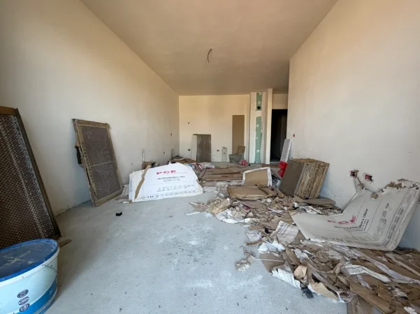 Tirane, shitet apartament 1+1 , 76 m² 83.270 € (Paskuqan, Color Splash Residence)