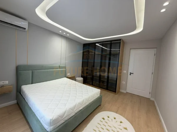 Tirane, shitet apartament 1+1+Ballkon Kati 2, 55 m² 195.000 € (Sheshi Wilson)