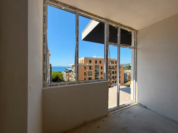 SHITET: Super Apartament: 1+1+2 Ballkone 📍Vlore - Prane Marina Bay - 🌊Pamje Nga Deti🌊 || 211,000€ - Dorezohet Nentor 2026 - K.5 - 84m²