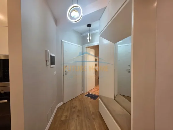 Tirane, jepet me qera apartament 2+1+2+Ballkon , 95 m² 950 € (Rezidenca Alba, Ish Parku)