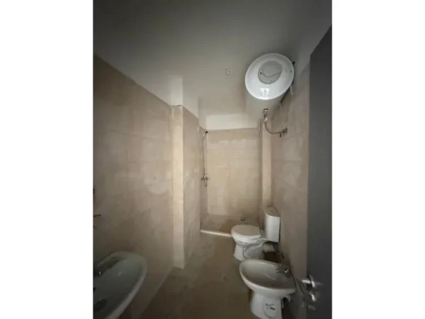 Tirane, shitet apartament 3+1 Kati 2, 133 m² 172.900 € (5 Maji Atrium146231)