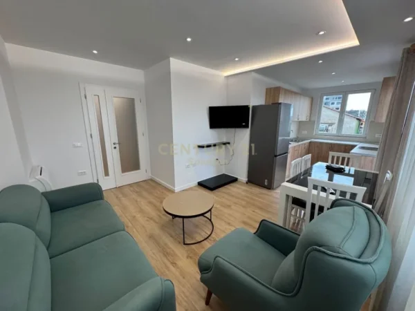 Tirane, jepet me qera apartament 2+1 Kati 4, 85 m² 730 € (Rruga e Dibres Sol146458)