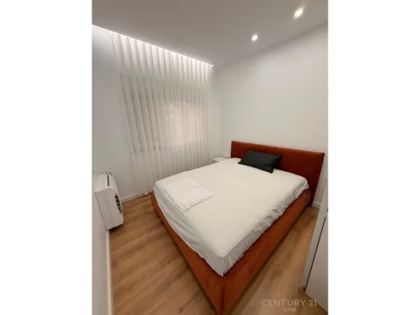 Tirane, jepet me qera apartament 1+1 Kati 1, 54 m² 650 € (Komuna Parisit bot146520)