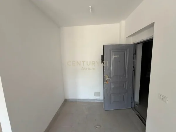Tirane, shes apartament 3+1+Aneks+Ballkon Kati 2, 133 m² 172.900 € 