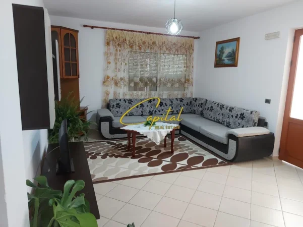 Tirane, jepet me qera apartament 2+1 Kati 1, 100 m² 500 € (BULEVARDI I RI)